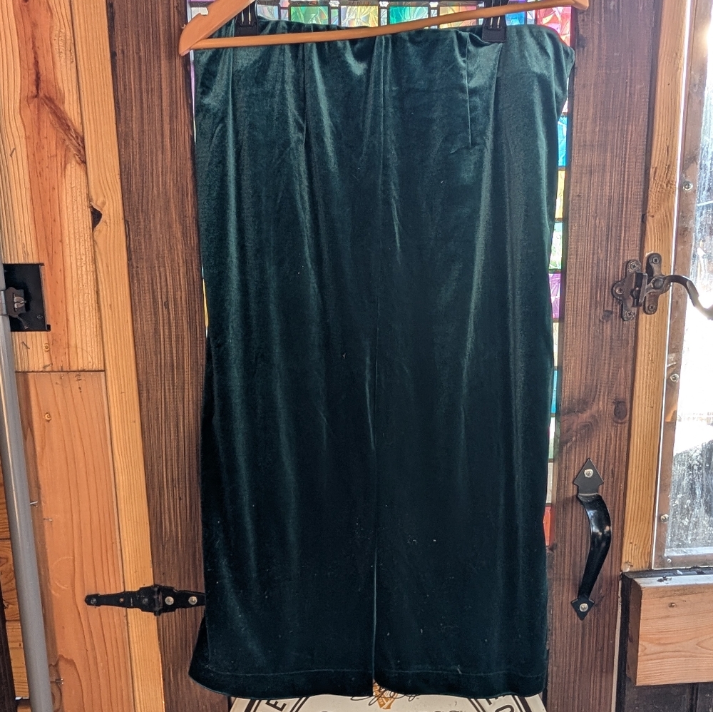 NY & Company Plus Size Velvet Midi Pencil Skirt - Picture 6 of 6
